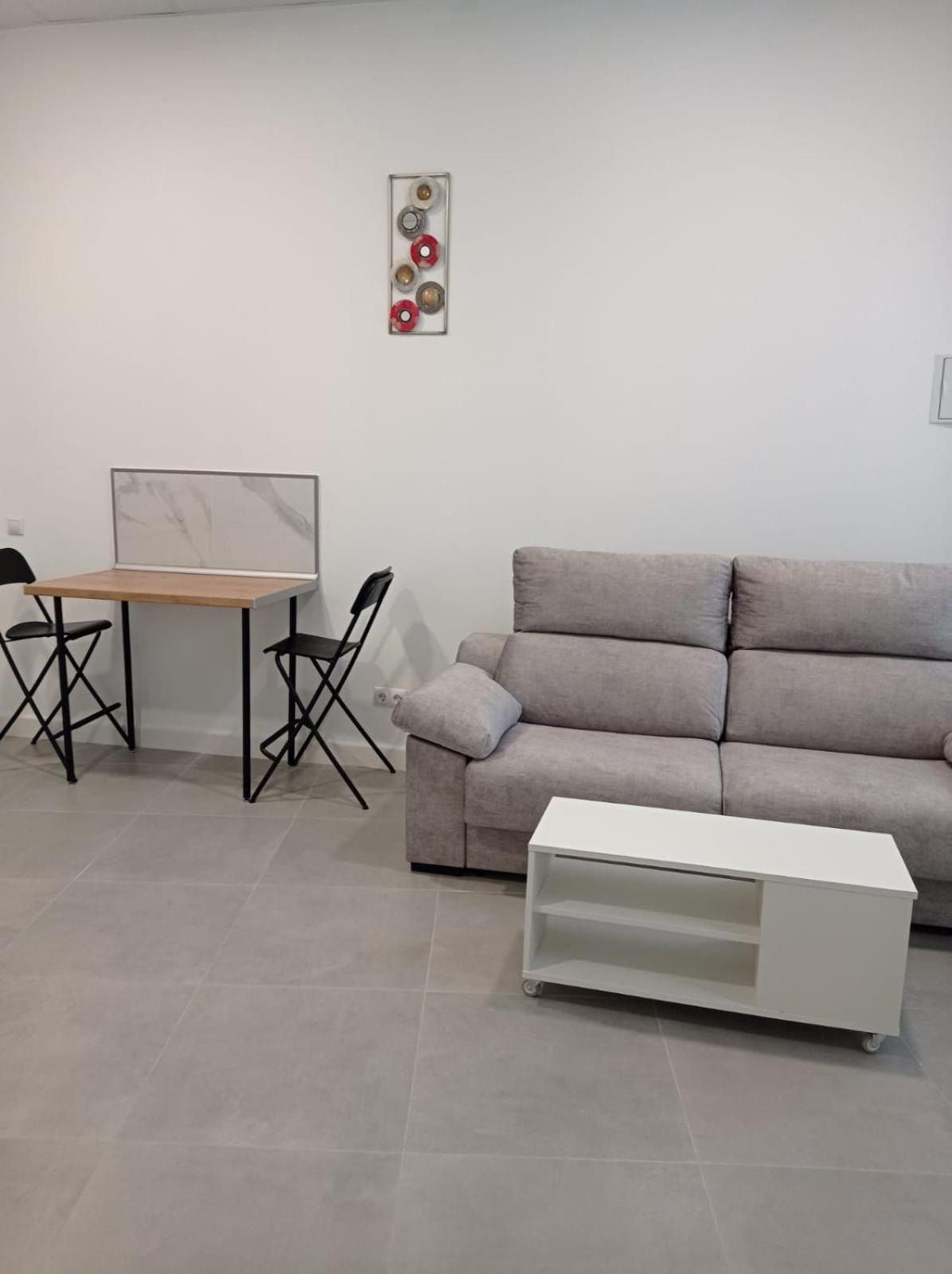 Apartamento Malaga Centro ภายนอก รูปภาพ