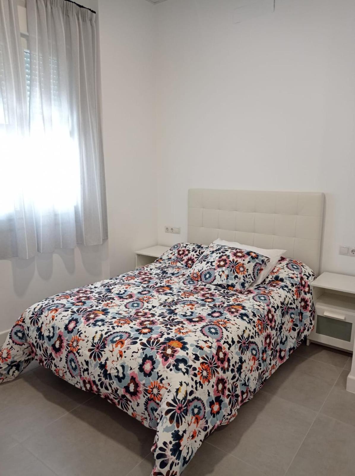 Apartamento Malaga Centro ภายนอก รูปภาพ
